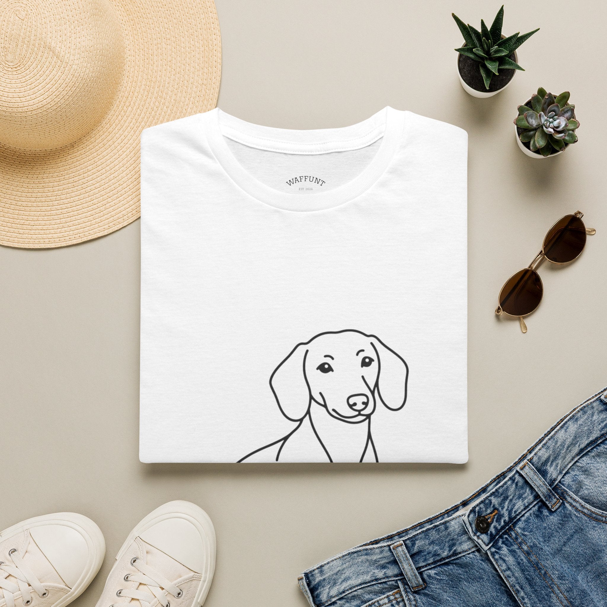 Dachshund Line Art T-Shirt — Minimalist Cute Sausage Dog Tee